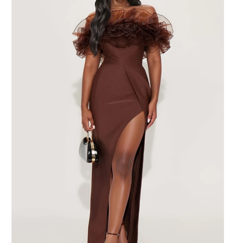 Elegant Brown Off-Shoulder Dress